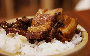 爌肉飯配啥湯最經典?網曝唯一正解