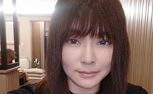 「國師」怒了！不滿印度神童末日預言  唐綺陽直播大喊：受夠了