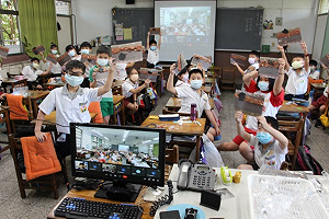 新北土城國小「瘋文資」！ 斬龍山遺址動態繪本前進校園