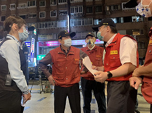 嗨開唱！新北23家休閒娛樂場所復業 副市長率隊稽查KTV防疫作為