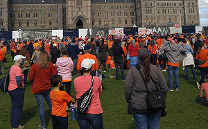 加拿大首個真相與和解日 總理卻跑去度假 杜魯道道歉表示很後悔