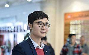 香港16名民主派議員因宣誓無效遭取消資格   劉頴匡 : 是榮耀不是恥辱!