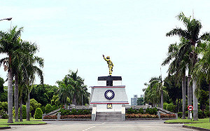 陸軍步校靶場爆炸造成兩人頭、手受傷 疑學員嬉鬧｢拿未爆彈敲頭盔｣