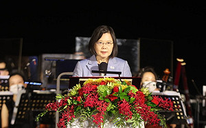 2021國慶焰火高雄港海域施放  蔡英文：見證高雄的嶄新面貌