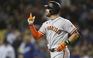 巨人客場完封道奇　系列賽取得聽牌