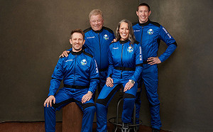 就是今晚！藍源火箭將升空 90歲寇克船長可望成最老太空人