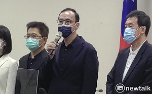 綠營力挺3Q 朱立倫問蔡：要跟毒、賭又肇逃的立委站一起？