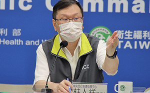 直播現場》135萬人搶打BNT 預約系統卡卡？莊人祥下午2：00說明