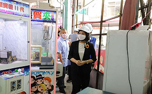 高雄城中城大火 張麗善：大樓需設管委會 住警器安裝率年底達8成