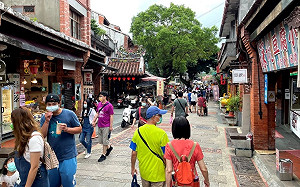 新北五倍券「加倍奉還」 商圈系列活動10月熱鬧開跑啦!