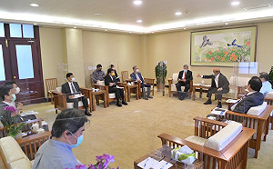 疫情舒緩 蘇貞昌：放寬高鐵自由座、車站飲食限制