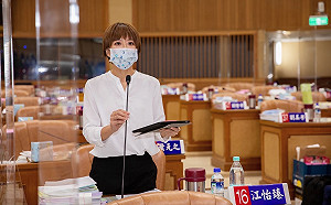 老舊大廈是否成立管委會？江怡臻：有無作為才是重點