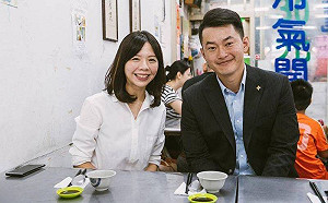 「不挺起腰桿堅持下去就不會改變」 洪慈庸聲援陳柏惟對抗政治惡習