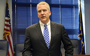 維護台灣不受侵犯！美參議員警告中共：別把台灣當香港