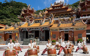 新北瑞芳青雲殿  優人神鼓擊鼓舞步敬謝神農大帝