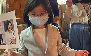 萬聖節變裝驚見高完成度「迷你小英」 陳亭妃：被融化了