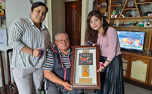 新北原民身障天使林榮富 孝行感動