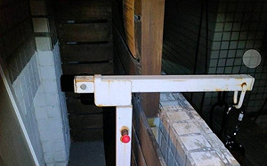 垂降溜出防疫旅館  高雄大叔面臨最高百萬罰款