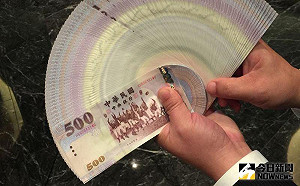 未來2月12星座財運曝！3位工作也順