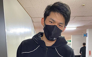 令和怪物成年　寝癖讓球迷直呼超萌