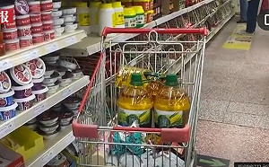 「糧荒」恐慌連北京都瘋囤貨 中媒反笑國外都沒得囤