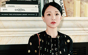 周迅熱戀小13歲吉他手！著急見男友發飆畫面曝光？