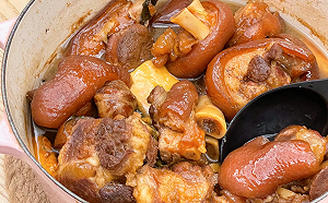 滷豬腳只倒可樂？媽加2物：肉超軟