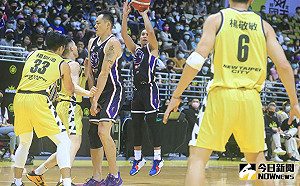 高國豪準大三元　攻城獅逆轉國王