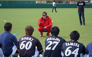 新庄剛志視察 「若膩了我就走人」