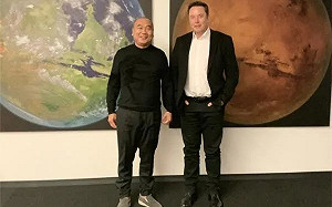 華裔富豪靠特斯拉身價飆升70億美元  馬斯克大粉絲 : 從他身上看到自己