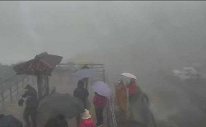 合歡山降冰霰！東北季風發威  專家：明天會更冷