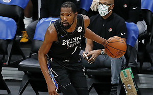 KD砍下30分 籃網狂勝魔術33分