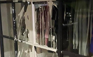 榔頭破窗潑漆 台中服飾店女店長吶喊「盧秀燕幫幫忙」