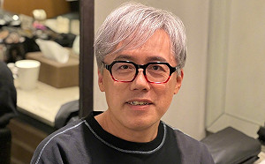 消失演藝圈3年!張宇罕見曝「滿頭白髮」照洩近況