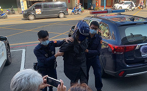 不滿沒戴口罩被勸!知名紙雕師刺死超商店員 一審判死