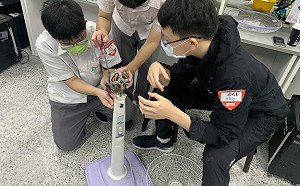 新北環保局攜手宜鼎基金會 傳授高中生電器修繕技術