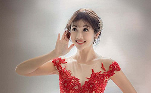 「證件妹」吳佳穎第一次穿婚紗！曬性感美照羞喊：總算可以公開了