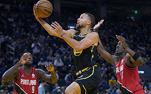 Curry「吃T」砍33分 勇士拿下快艇
