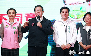 鄭文燦宣講公投4個不同意 批藍營被戰鬥藍、極端派綁架