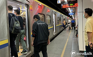又出事!復興號行駛花蓮段2車廂脫節分離 台鐵:將詳細檢查