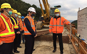 又是聯合大地! 台鐵再出包 洪孟楷質詢王國材 :螺絲鬆到讓國人無法信任