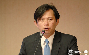 地下匯兌洗錢案 黃國昌:是誰讓主嫌郭哲敏跑了?警界高層很清楚