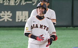 陽岱鋼出走巨人　球團再度「迷航」