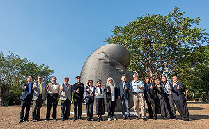 雕塑大師康木祥《一線生命》高美館、衛武營、中鋼總部同步展出