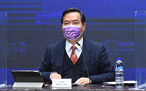 馬英九稱蔡政府是「不自由的民主」 政院:不必妄自菲薄