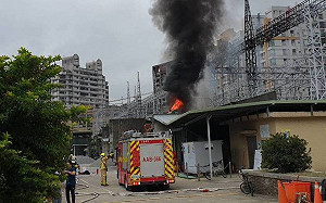 國民黨見停電高喊公投四個同意 李正皓:邏輯是不是死掉了?