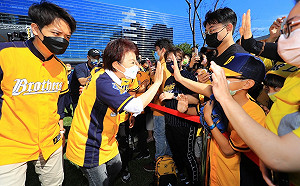 十大政治領袖調查》唯一入榜女性 盧秀燕坐穩「一姐」