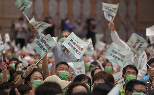 綠委揭「中國隨時會進口美豬」：反萊豬公投若通過 就是做球給習近平！