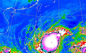 雷伊颱風「開眼」轉強颱！專家：下週3天全台有雨