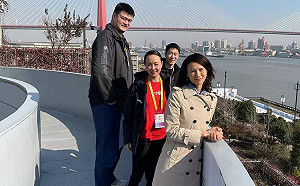 彭帥在哪裡？環時記者公布她與姚明交談7秒影片